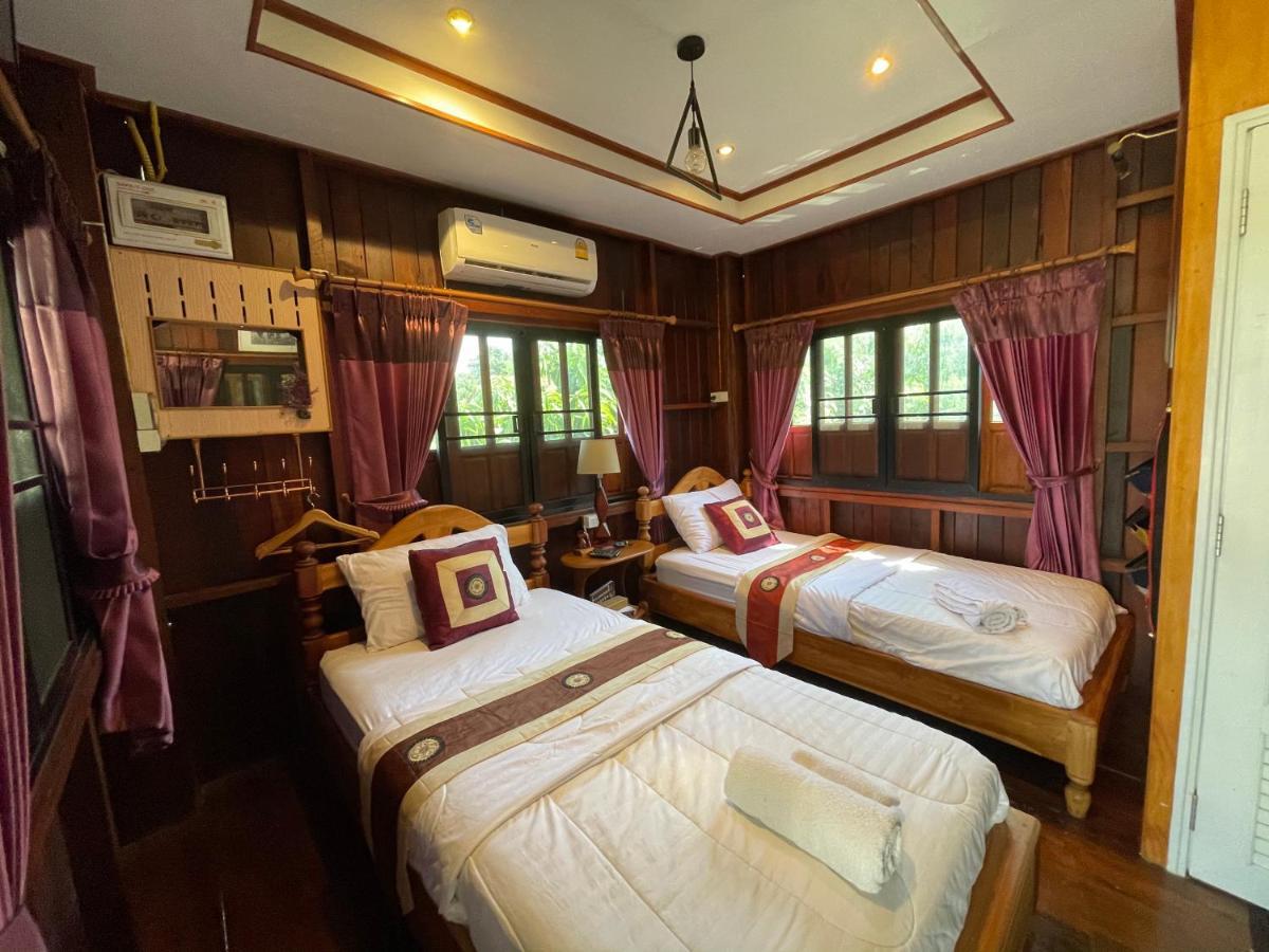 Punna Homestay @ Bangsai Ban Bang Sai  Exterior photo